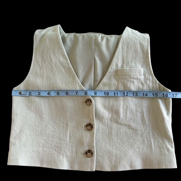 Oak + Fort XS Sage Green Linen Blend Cropped Vest Tank Top Shirt Spring Easter - Picture 4 of 5